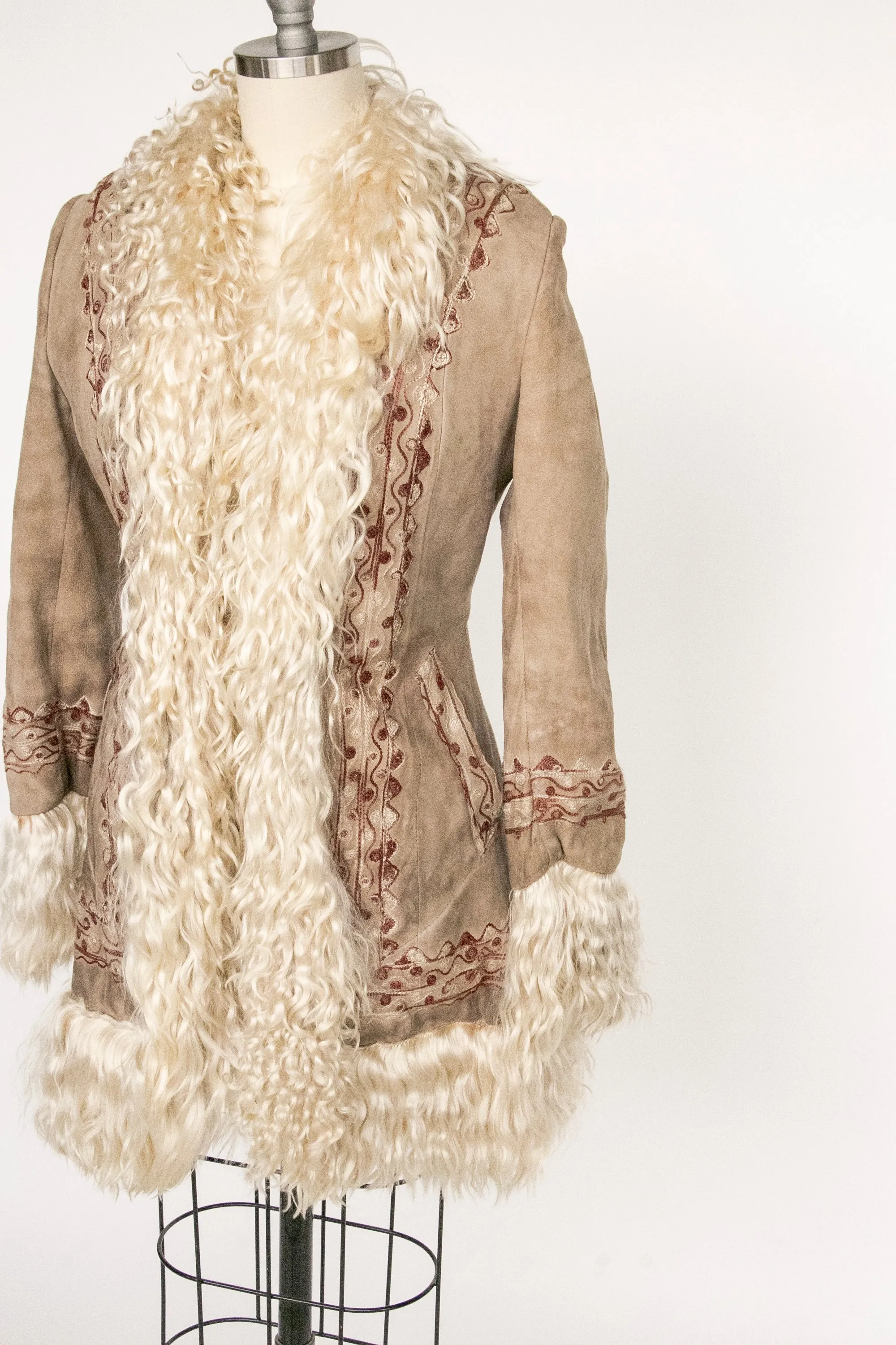 1970s Coat Embroidered Shearling Afghan Sheepskin XS