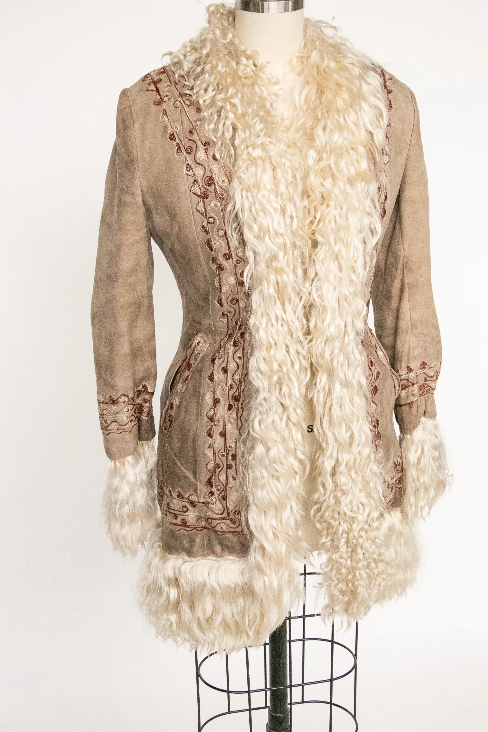 1970s Coat Embroidered Shearling Afghan Sheepskin XS