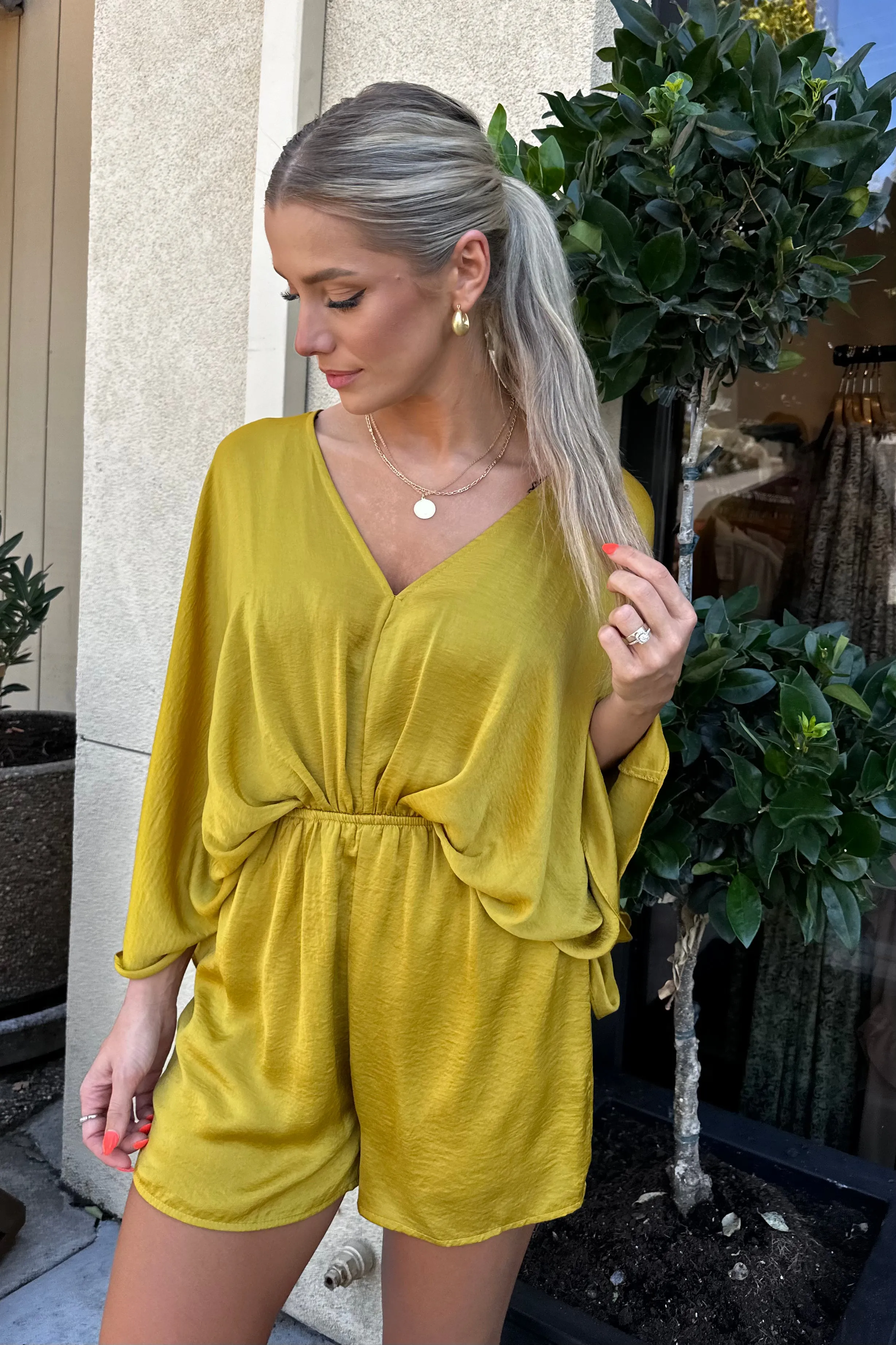 AYANA GOLD KIMONO SLEEVE ROMPER