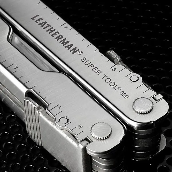 Leatherman Super Tool® 300 Multitool