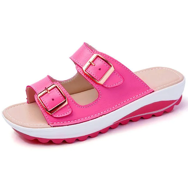 Summer Woman Slippers Fashion Soft bottom comfortable Women Sandals Heels Beach Flip Flops Slippers Black Ladies Shoes